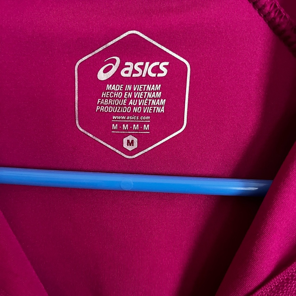 ASICS Women's Fuchsia Utility Jacket - Picture 5 of 5